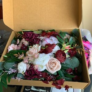 Ling’s Moment arch decor-Burgundy and Blush